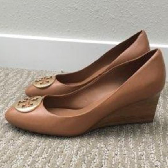 Tory Burch Sophie Gold Logo Wedges - Picture 2 of 7